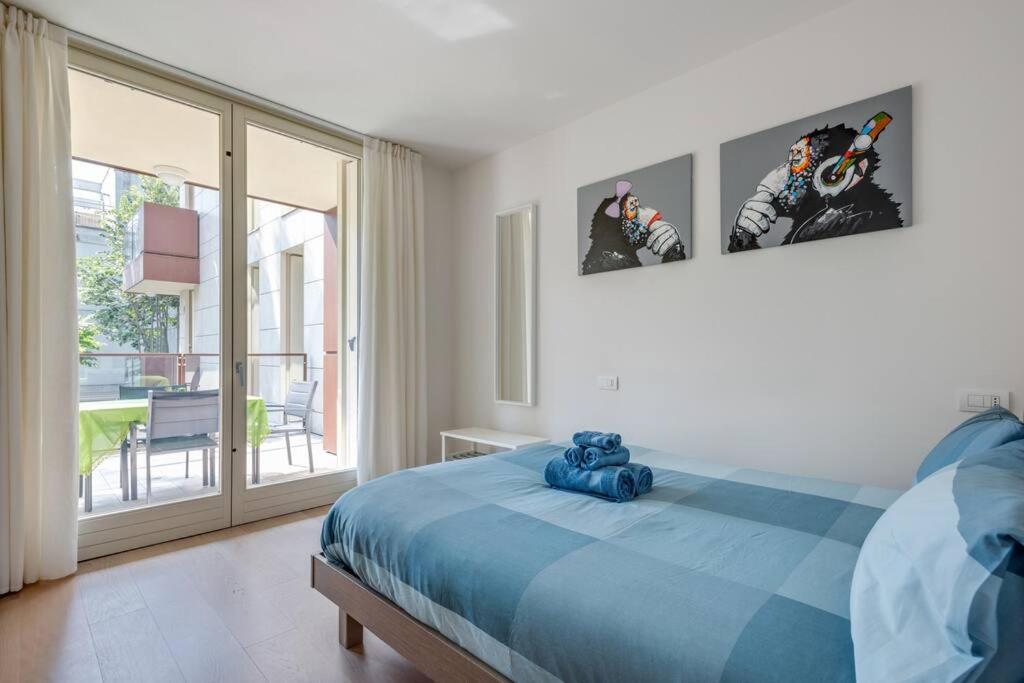 Easylife - Modern And Spacious In Fiera Life Milán
